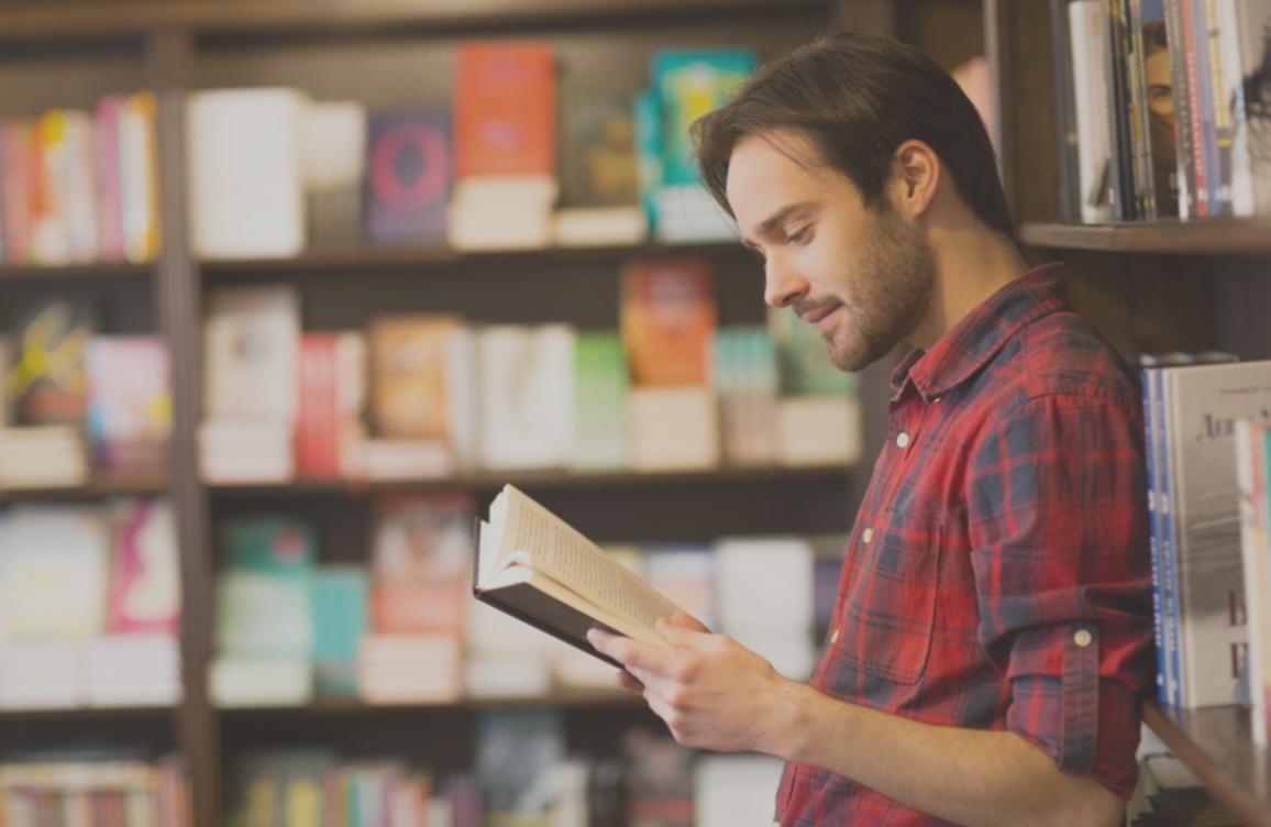 Internationale Studierende in Hamburg beim gemeinsamen Lernen und Austausch